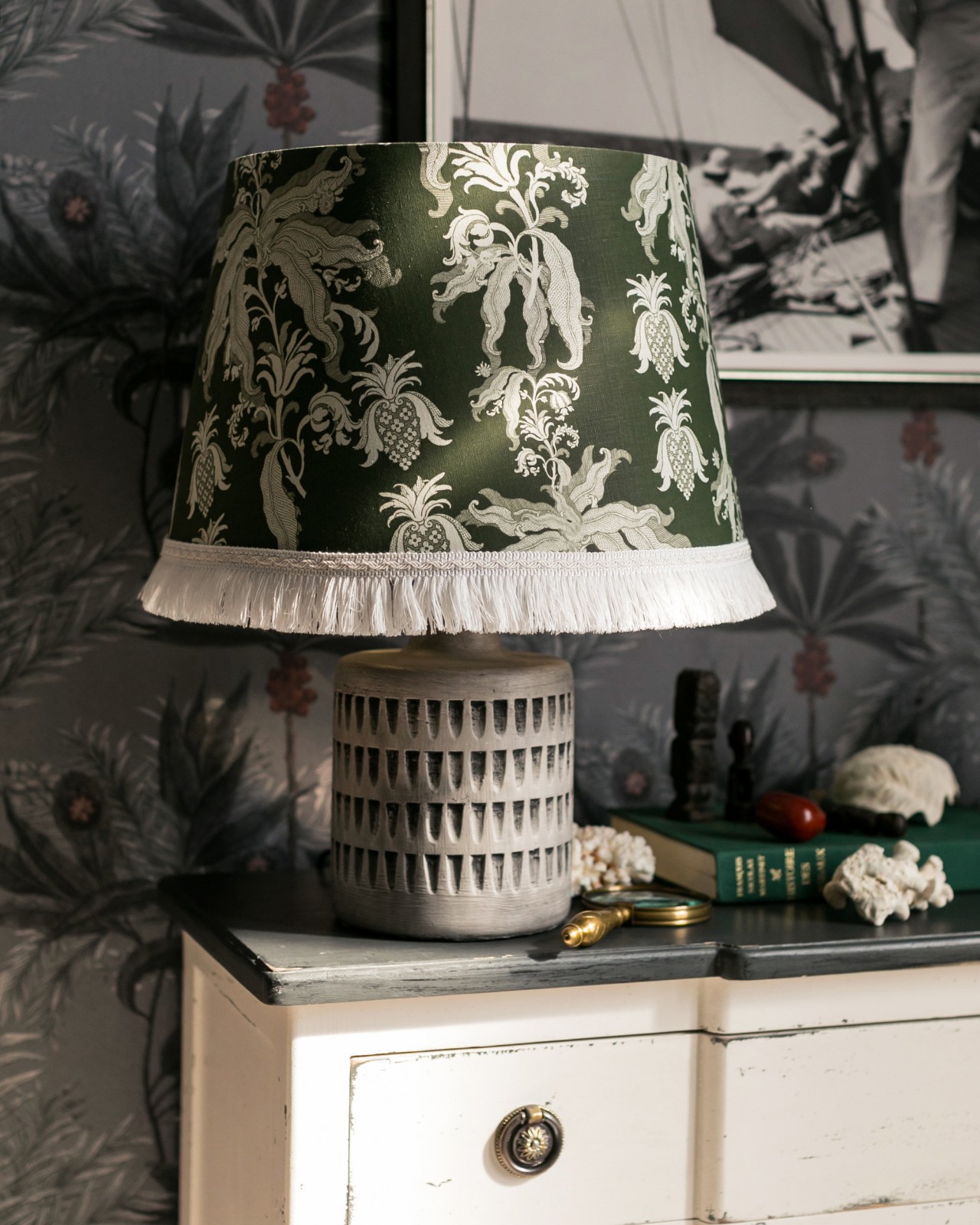 GUINEO Green COLOSSEUM Table Lamp