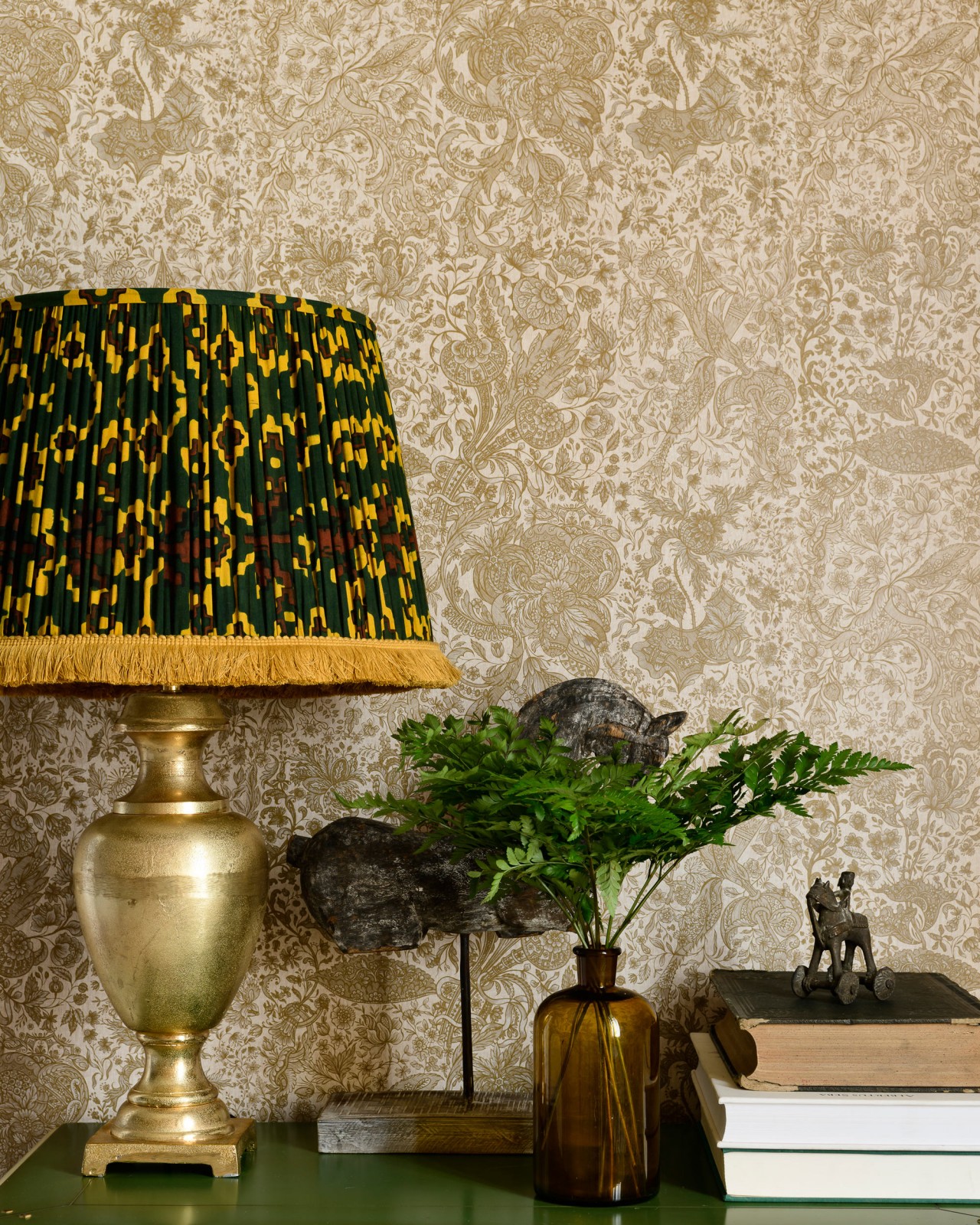 SARKOZI EMBROIDERY Taupe Wallpaper